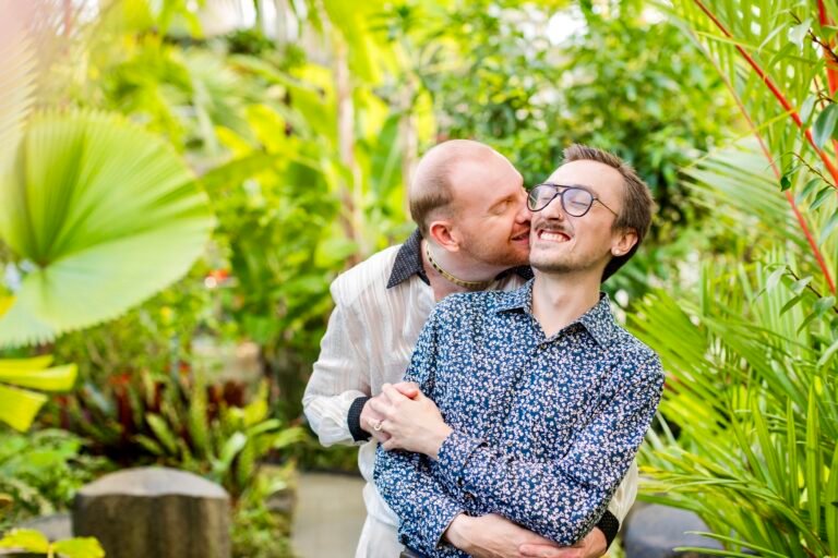 A couple kissing at the Oklahoma City Botanical Gardens
